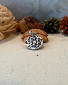 Products: Sterling Silver Round Paua Pendant - The Chunky Jeweller