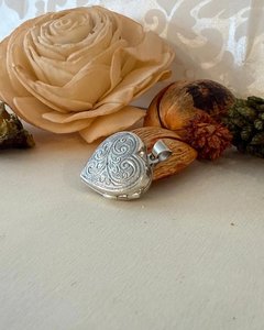 Products: Sterling Silver Heart Locket - The Chunky Jeweller