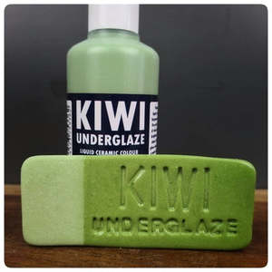 Glazes Copy 2: Kiwi Underglaze 100ml Meadow Green