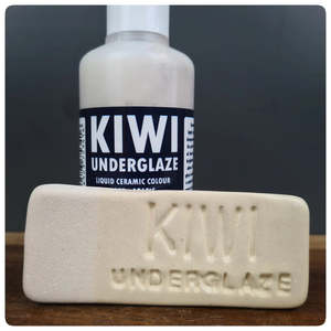 Glazes Copy 2: Kiwi Underglaze 100ml Latte Brown