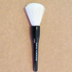Tool: Xiem Tools Clean Up & Glaze Goat Hair Brush 1.5"