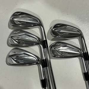 Mizuno JPX 923 Hot Metal Iron Set 6-P Stiff Flex