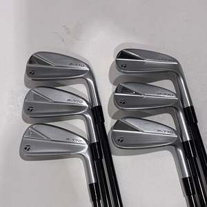 Irons: TaylorMade P770 (2023) Iron Set 5-P Stiff Flex