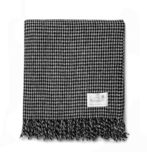 Carpenters Coal Throw