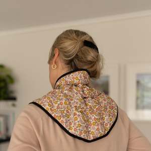 Shrug Heat Bag Shoulder Pain Relief: Shrug Heat Bag - Flowers (Lupin Seed)