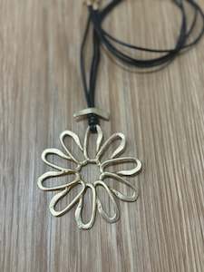 The Cottage Collection | Lacey Gold Necklace