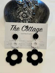 The Cottage Collection | Daisy Boo - Black White