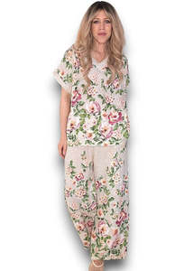 Tops 1: Helga May | Beige Ruby Blossom Top