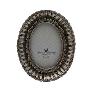 Fanned Oval Photo Frame Pewter Finish 2.5 x 3.5"
