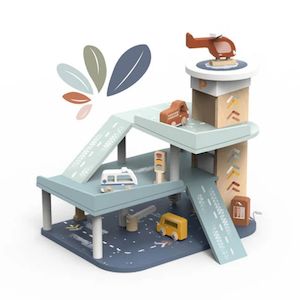Wooden Toys: Speedy Monkey - Garage