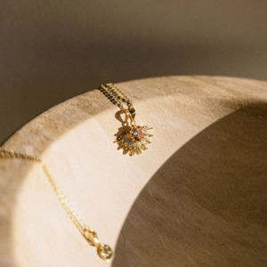 Solace Necklace - Champagne