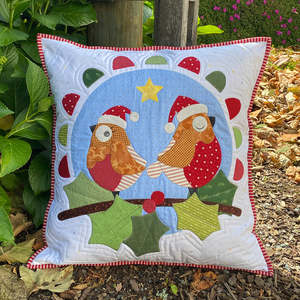 Christmas: Jolly Robin Cushion