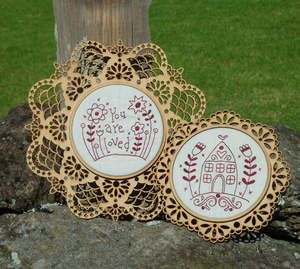 Quilters Essentials: Pretty Doily Frames