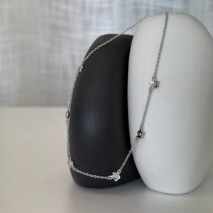 Sophie - Daisy Chain Necklace
