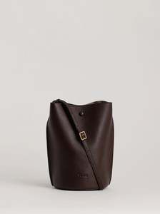 Accessories: Yu Mei - Phoebe Bucket - Molasses Lambskin