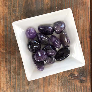 Tumbles: 10-15g Dream Amethyst $4 Tumble