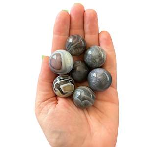 Spheres: 20-25mm Banded Agate Sphere