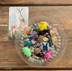 Crystal Confetti: 100g Easter Confetti