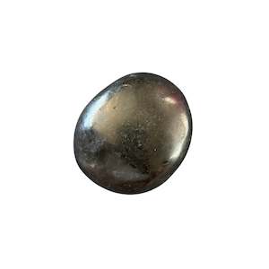 118g Black Tourmaline Palm Stone