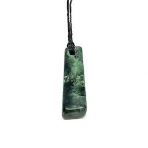 Jewellery: NZ Greenstone pendants