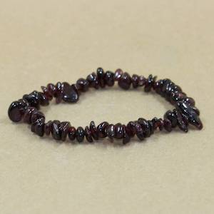 Bracelets: Garnet Crystal Chip Bracelet