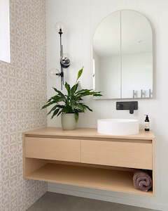 Little Luna Mirror | Recessed | 600 wide