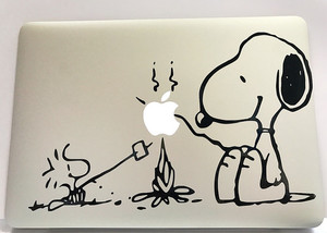 Products: Snoopy Macbook decal thedesignroom