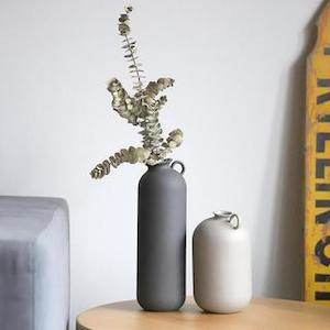 Vases: Flugen Vase
