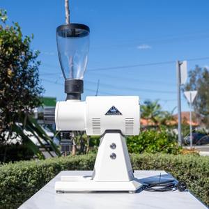 Coffee Grinders: Pre-Owned Mahlkönig EK43 Short White Coffee Grinder – Like New