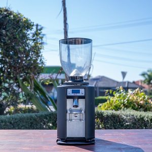 Ex-Demo DIP DS-68 Electronic Coffee Grinder – Excellent Condition