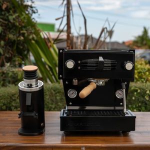 Package Deals Home: Brand New DF54 & Pre Loved La Marzocco Linea Mini Coffee Machine