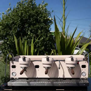 Synesso: Stunning Custom As New 3 Group Synesso S300 Coffee Machine