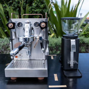 ECM MECHANIKA IV SLIM HERITAGE LINE & ECM C-Manuale 54 IN ANTHRACITE