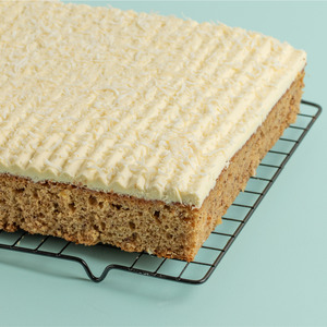 Everyday Slab Cakes: Hummingbird Slab Cake
