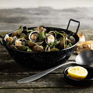 Kitchen Must Haves: Spanish Enamelled Deep Pan - 5 sizes