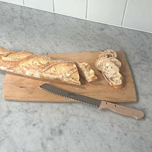 Kitchen Essentials: Bread Knife with Boxwood Handle Made in France