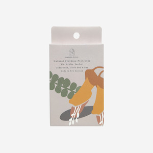 Bath: Wardrobe Sachet - Cedarwood Native