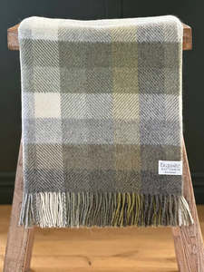 Woodale Olive Throw
