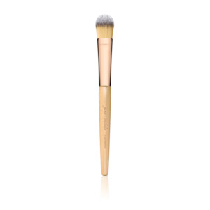 Makeup Brushes: Jane Iredale Foundation Brush