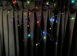 Multicolour Flashing Icicle Lights on black wire – 3 metres