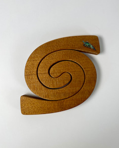 Homeware: Rimu Wooden Table Mat with Paua Shell - Fern