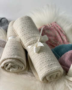 Childrens Knitwear: Heirloom Baby Blanket