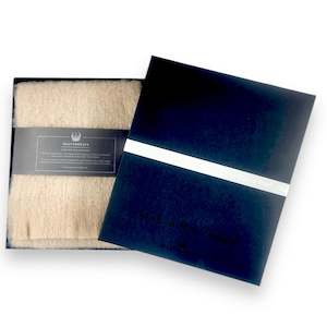 Giftwrap Cards: Alpaca Scarf - Fawn