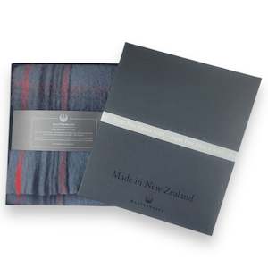 Giftwrap Cards: Alpaca Scarf - Grey/Black Check