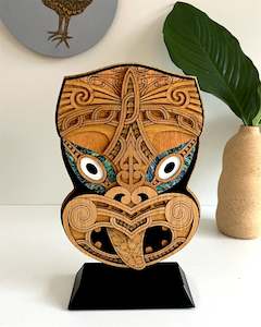 Contemporary Maori Art Sculpture - Wheku