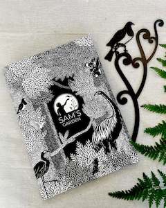 Garden Art Kererū & Koru in Gift Box