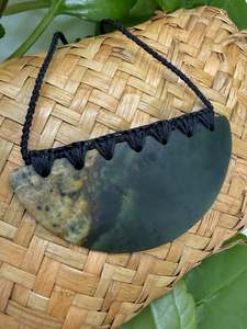 Greenstone - Pounamu | Bound Kōuma (Breastplate) - Medium