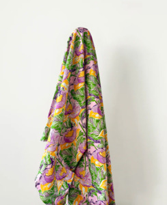 100 Cotton: Deadstock Sale: Mauve Poppies Print 100% Cotton 145 cm 115 gsm $12 pm