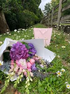 Mothers Day: Blush Meadow