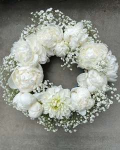 The Spring Edit 1: Christmas Wreath - Fresh